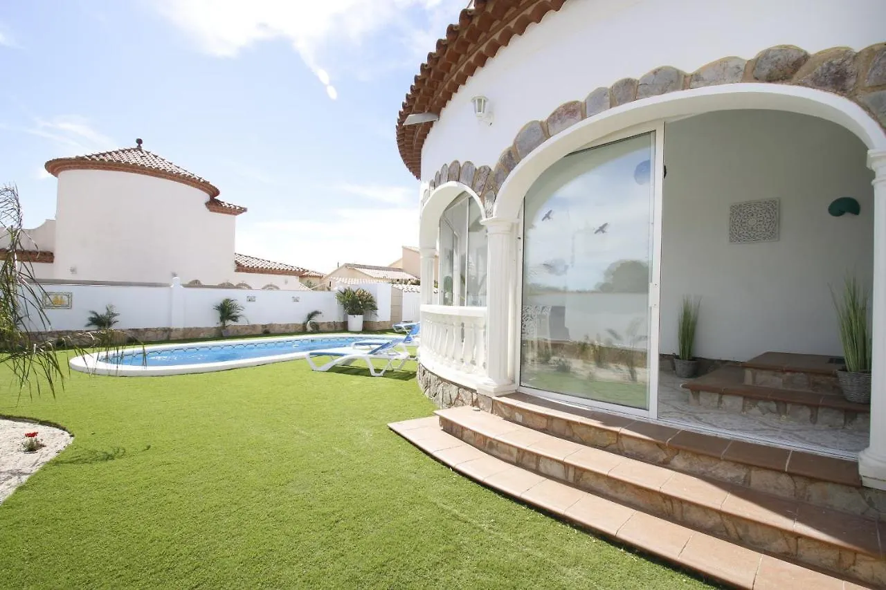 Villa Oasis Costa Dorada Miami Playa Spain