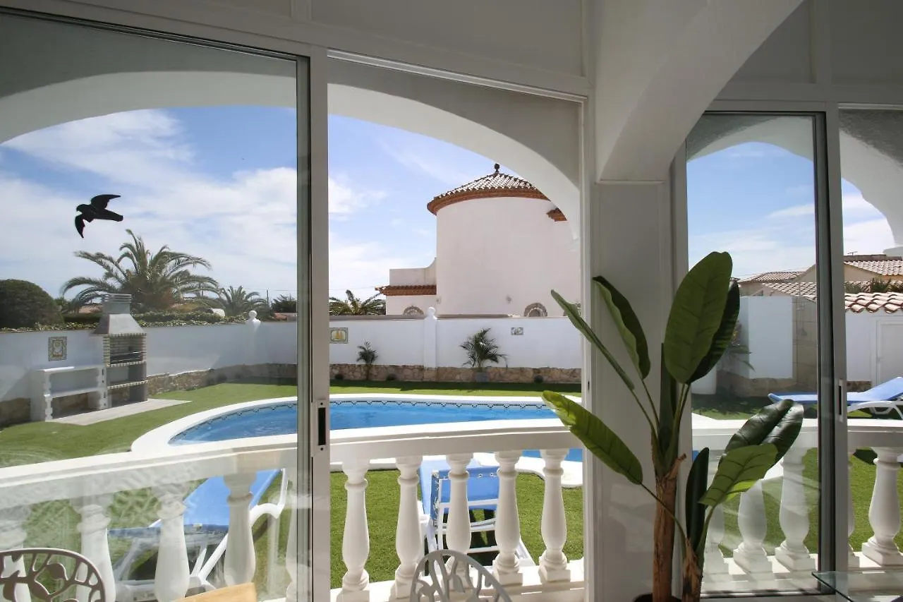 Villa Oasis Costa Dorada Miami Playa